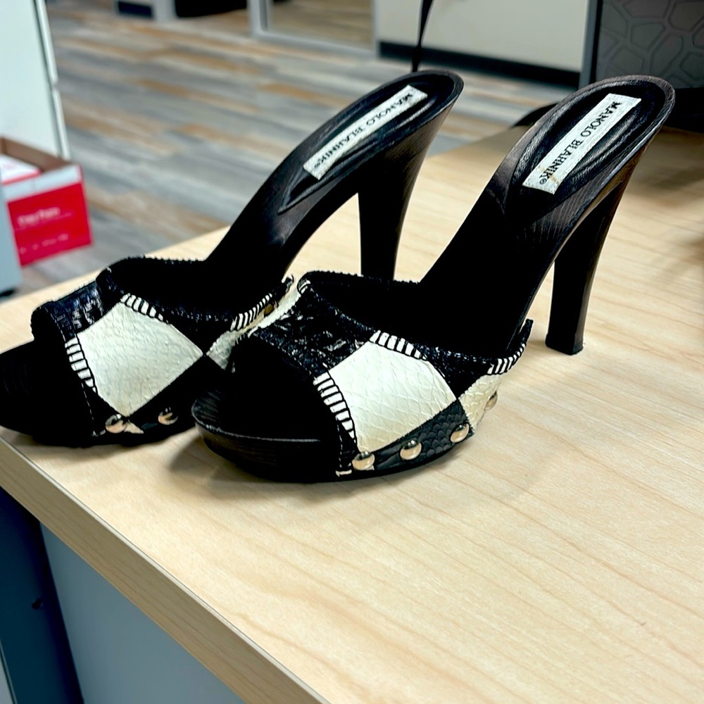 Manolo Blahnik women high heels